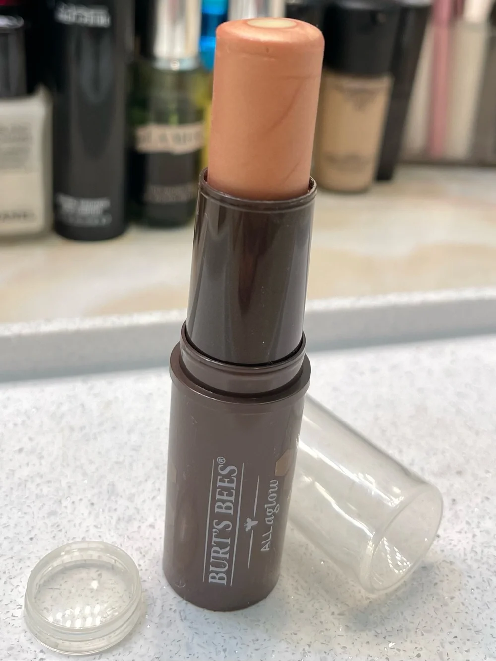 Burt’s Bees ~ ‘1605 GOLDEN SHIMMER’ ~ ALL Aglow Bronzer Stick ~ Full Size